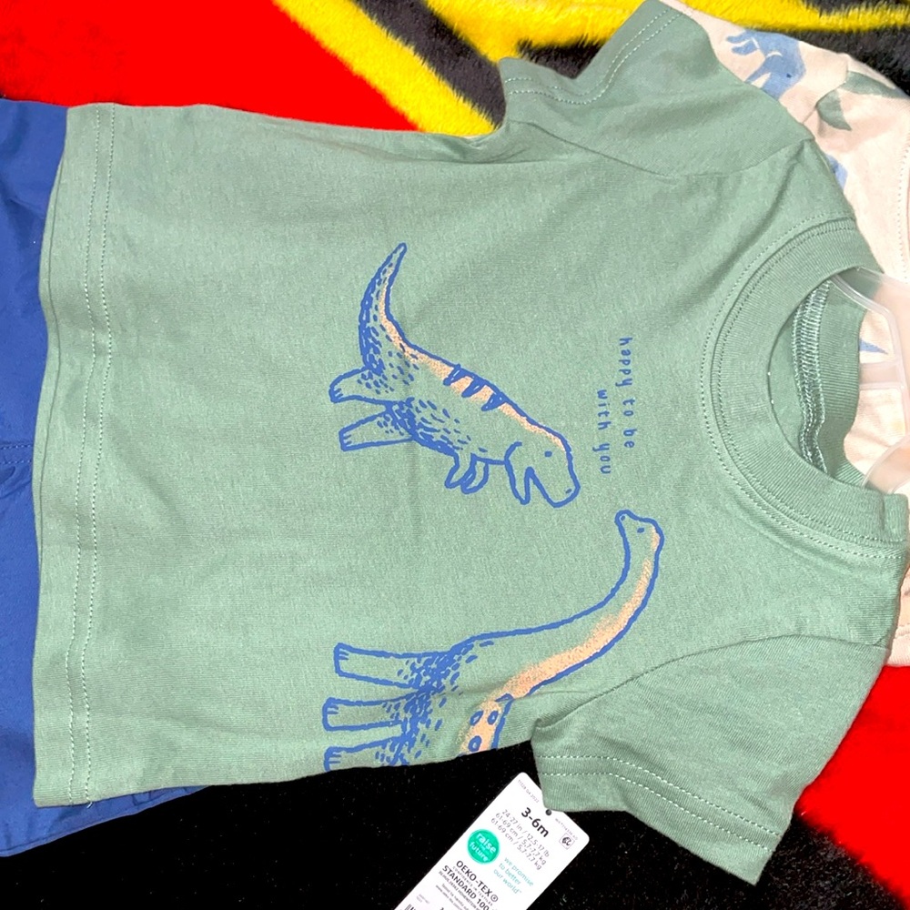 Carters - Picture 2 of 4